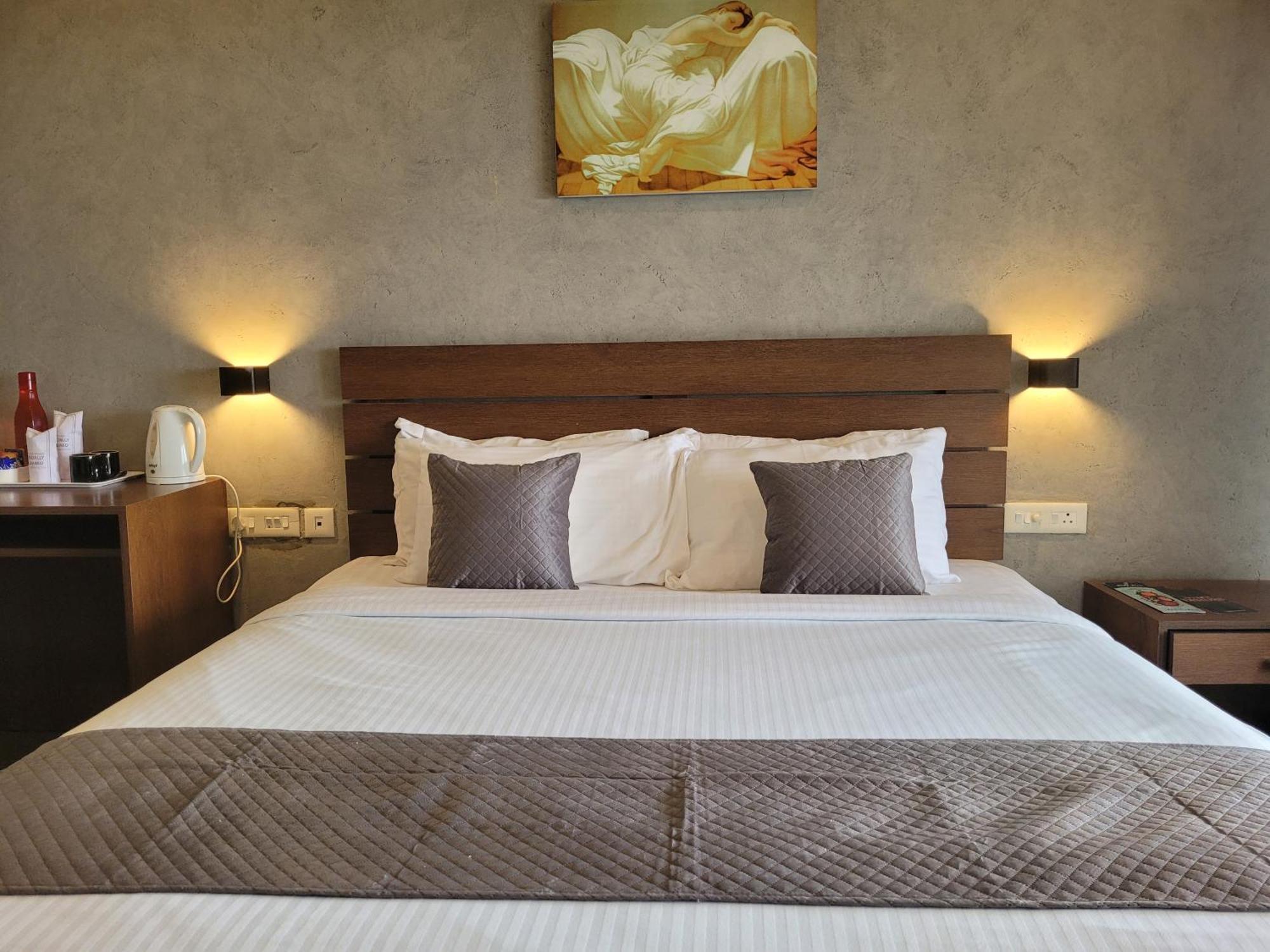 Windale Resorts Pooppara Dış mekan fotoğraf